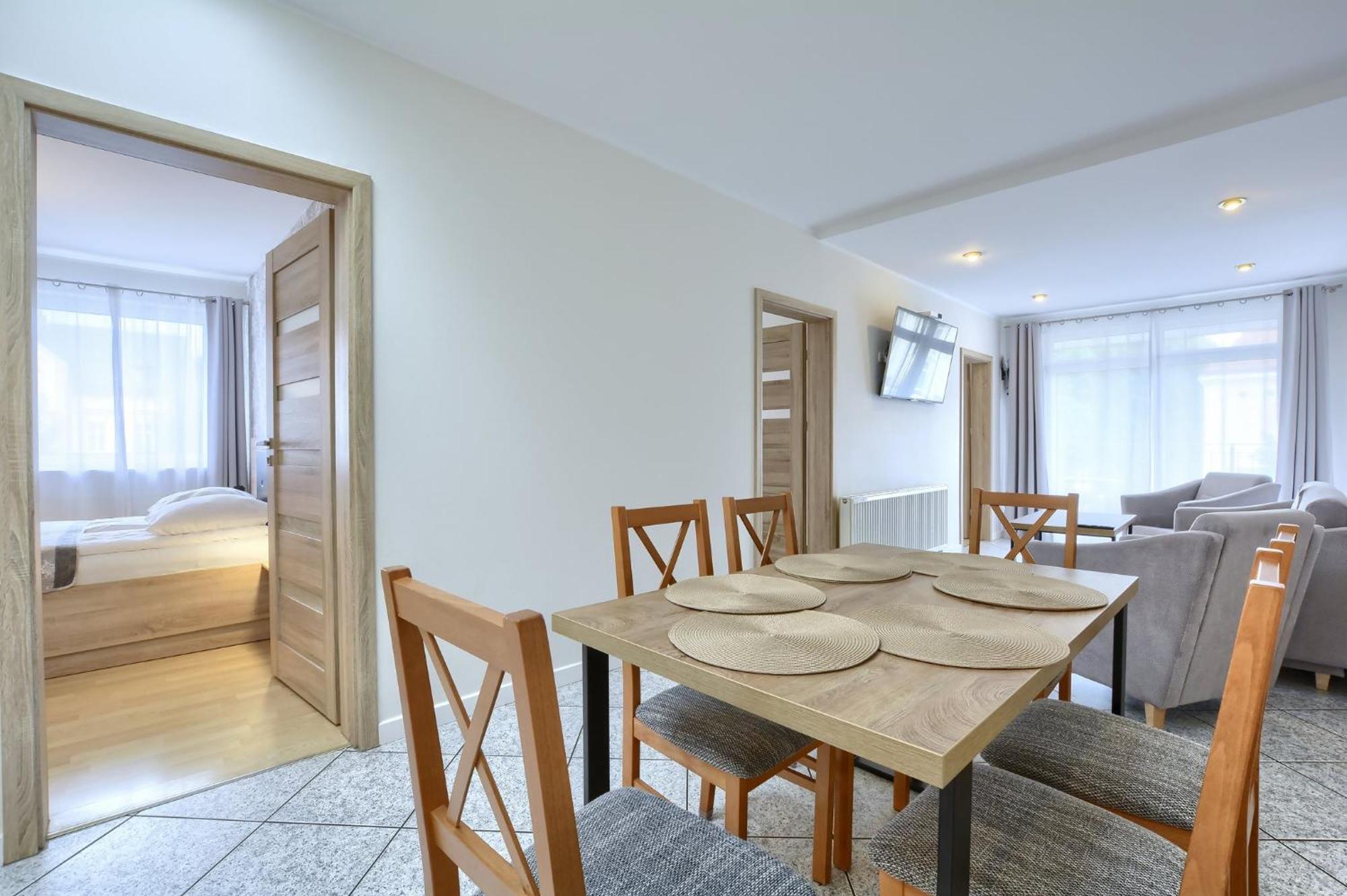 Apartamenty Rodzinne Zdrojowe Кудова-Здруй Экстерьер фото