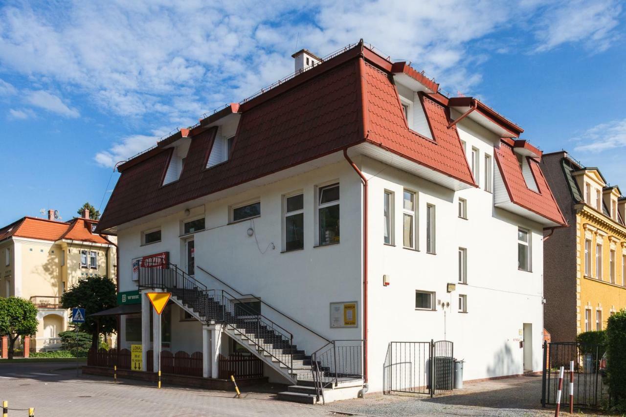 Apartamenty Rodzinne Zdrojowe Кудова-Здруй Экстерьер фото